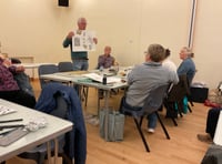 Aberdyfi artists inspired by Philip Huckin demonstration