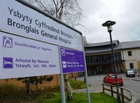 Hywel Dda improvements lead to de-escalation from Welsh Government 