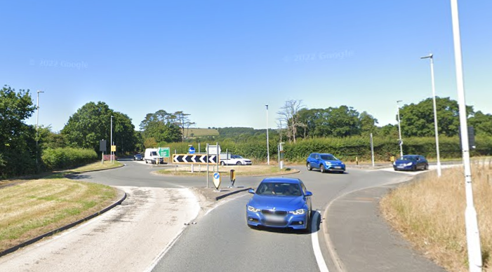 The Lovesgrove roundabout on the A44