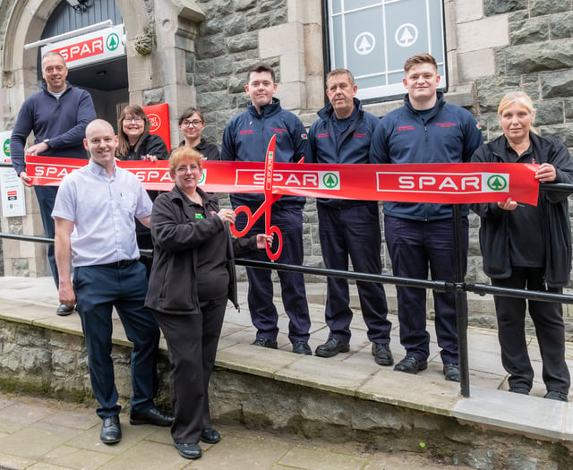 Popular Dolgellau shop reopens its doors following ceiling collapse