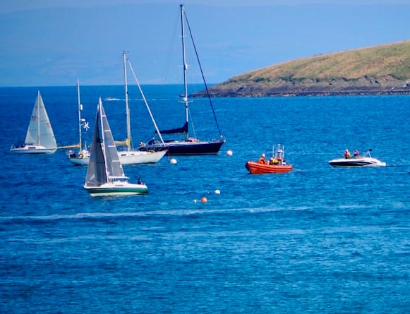 Abersoch RNLI have rescued two people whose boat broke down