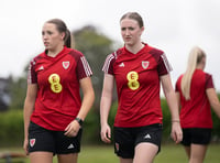 Coleg Meirion-Dwyfor students train with Wales women's squad