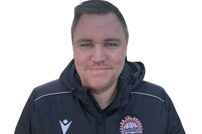 Port boss Chris Jones is to leave the club