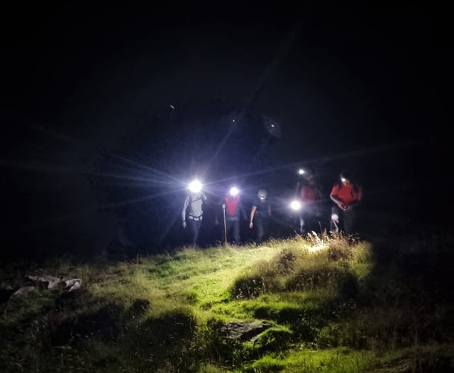 Rescue team find frightened female lost on Llyn