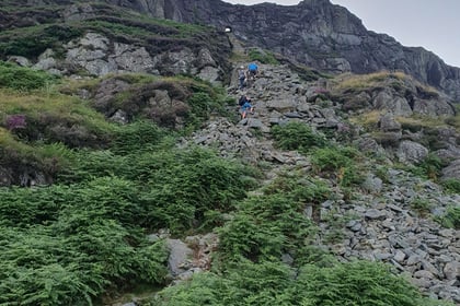 Aberglaslyn team help teens stuck at quarry