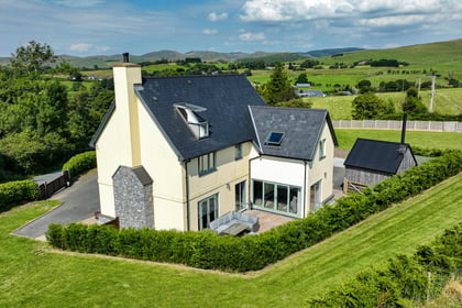 Stunning Five-Bedroom Home in Bontgoch: Launch Day on September 7th