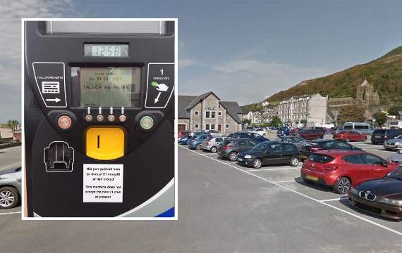 Rises in car parking fees in Gwynedd should “target tourist areas and not impact local residents”, councillors have argued.