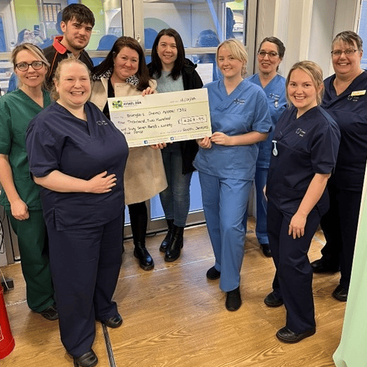 Family raise more than £4,000 for Bronglais Chemo Unit