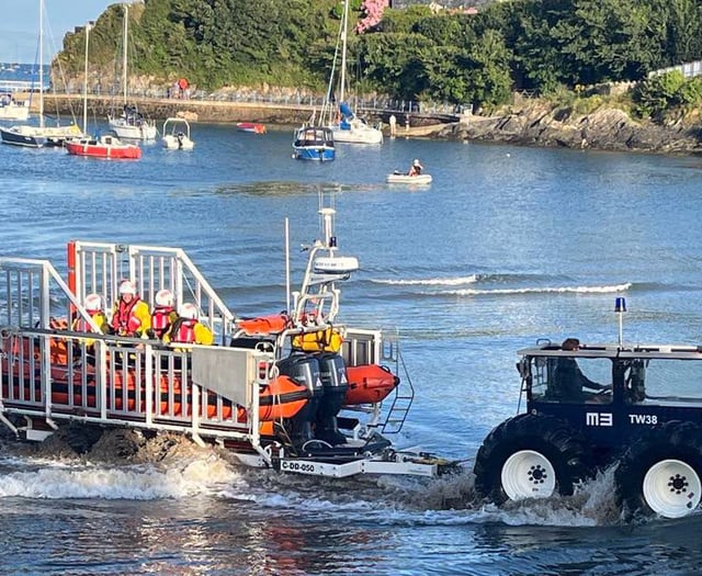 Abersoch RNLI rescue two on broken down jet-ski