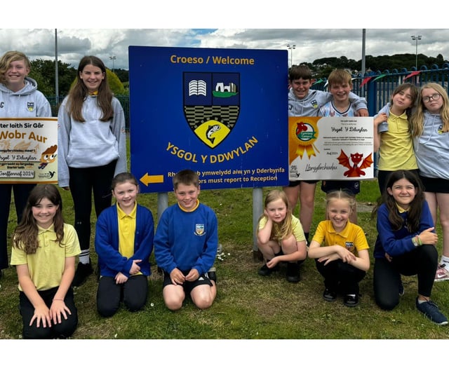 Ysgol y Ddwylan scoops two awards for promoting Welsh