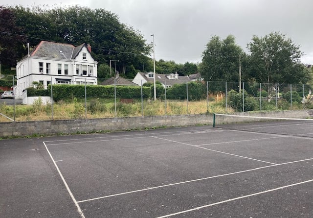 Llandre tennis courts