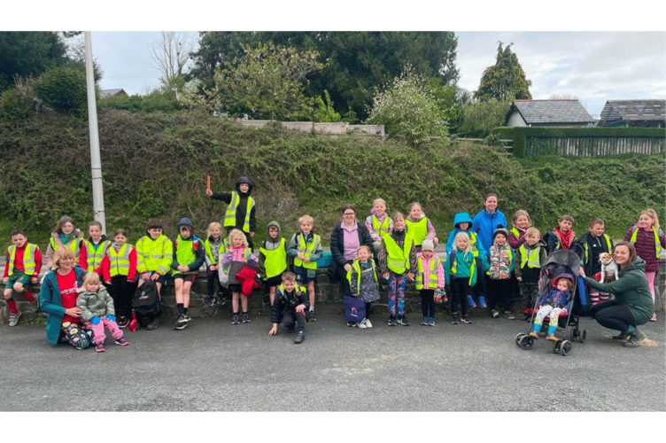 Ysgol Penllwyn pupils are worried about road safety in Capel Bangor