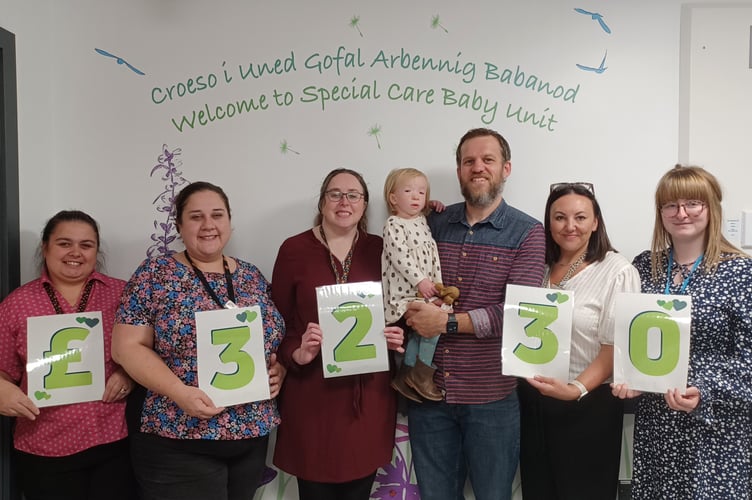 Angharad Janes, Angharad Smiriglia, Jo Honey, Dave Owen and his daughter, Erin Owen, Kelly Brown and Catrin Davies