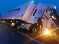 Lorry 'hanging over verge' causes delays on A487 near Llanrhystud 