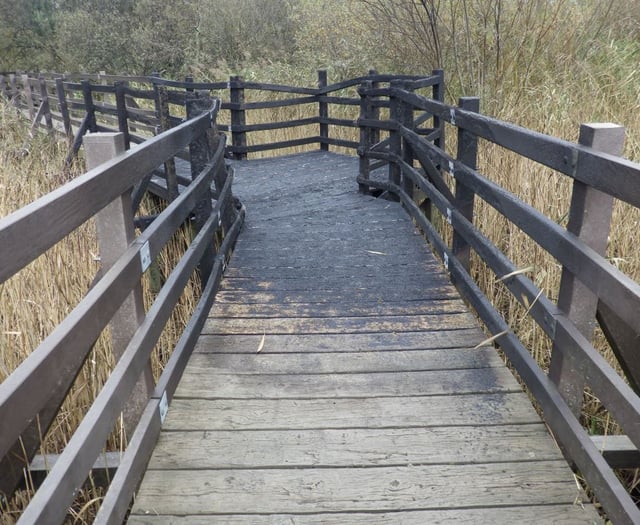 Popular footbridge closed after deliberate fire