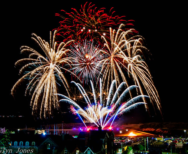 Barmouth firework display organisers thank public for support