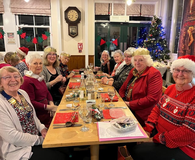 Tywyn Inner Wheel round off year with dinner and donations