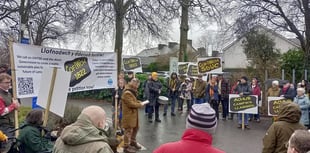 Hundreds take to streets of Lampeter in bid to save university