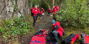 Aberdyfi rescuers go over border to help injured runner