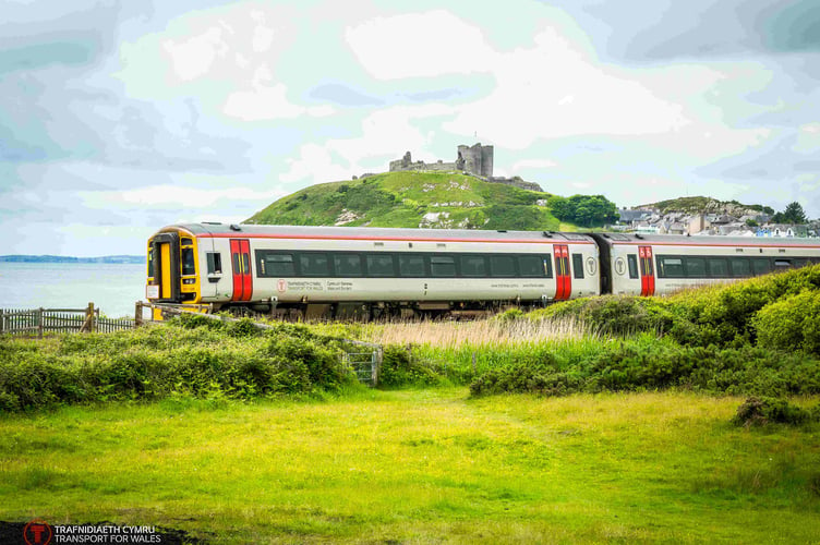 Criccieth train